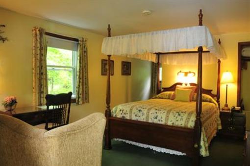 фото отеля Berkshire Hills Motel