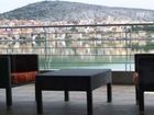 фото отеля Paralimnio Suites Kastoria