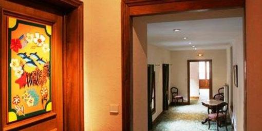 фото отеля La Maison des Tetes