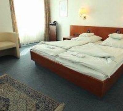 фото отеля City Hotel Ratingen