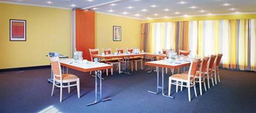 фото отеля City Hotel Ratingen