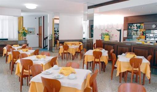 фото отеля Hotel Zenith Lignano Sabbiadoro