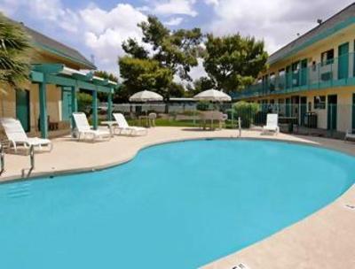 фото отеля Knights Inn Airport Phoenix