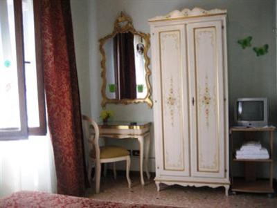 фото отеля Residenza Degli Angeli
