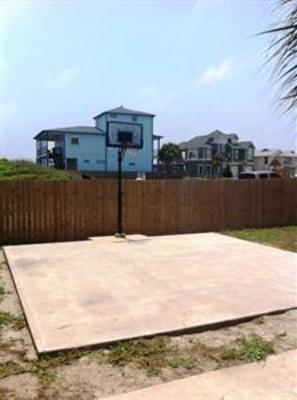 фото отеля Beachgate CondoSuites and Motel