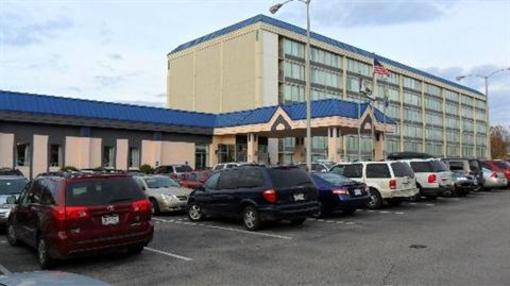 фото отеля Holiday Inn Express Charleston - Civic Center