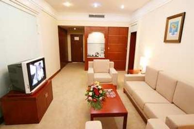фото отеля Tengchong Airport Sightseeing Hotel