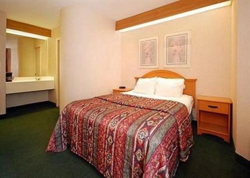 фото отеля Sleep Inn & Suites Omaha