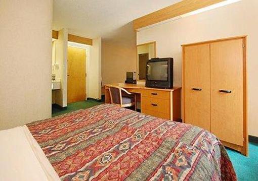 фото отеля Sleep Inn & Suites Omaha