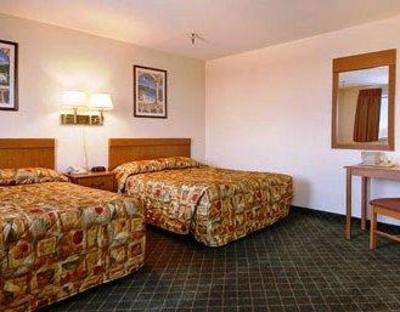 фото отеля Super 8 Nashville/Downtown/Opryland