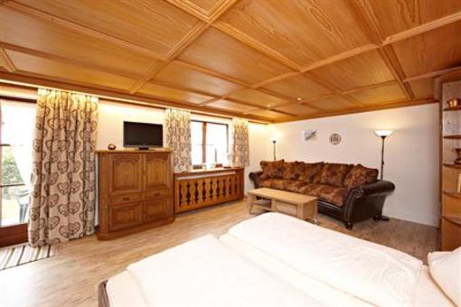 фото отеля Ferienhaus Schweigart Hotel Mittenwald