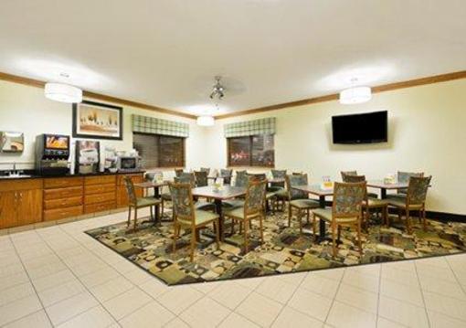 фото отеля Comfort Inn Waterloo (Iowa)