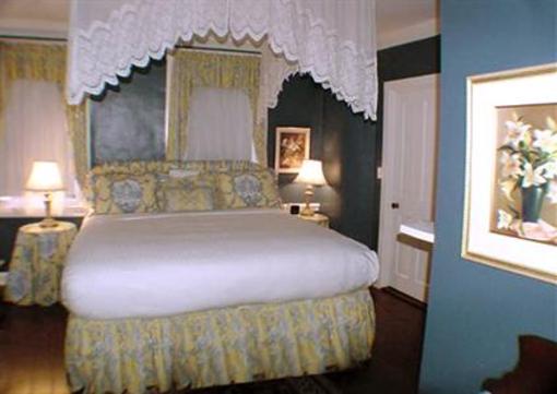 фото отеля Clarkeston Inn Newport
