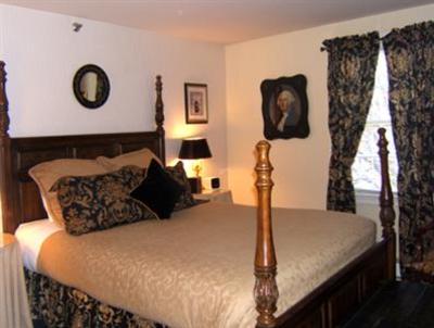 фото отеля Clarkeston Inn Newport