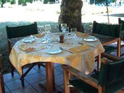 фото отеля Domaine de Valaudran Hotel Salbris