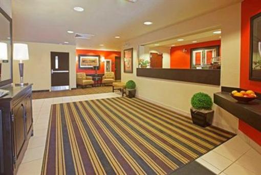 фото отеля Extended Stay America Chicago Woodfield Mall