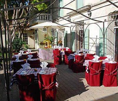 фото отеля Au Saint Roch Hotel Avignon