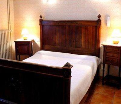 фото отеля Au Saint Roch Hotel Avignon