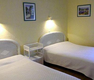 фото отеля Au Saint Roch Hotel Avignon
