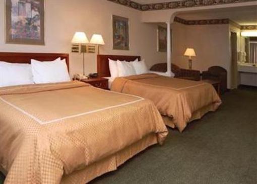 фото отеля Days Inn and Suites Grandville