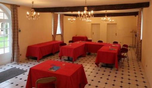 фото отеля Hostellerie du Chateau Les Muids