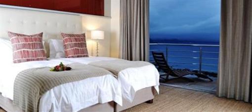 фото отеля Magellan's Passage Suites Cape Town
