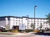 Hilton Milwaukee River