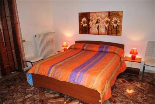 фото отеля Casa Vacanze De Rosis Lecce