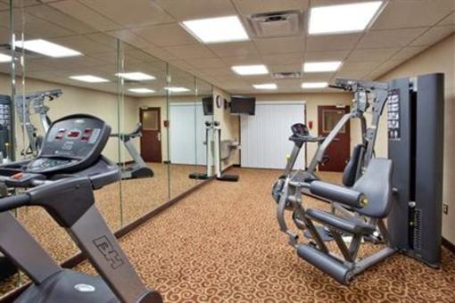 фото отеля Holiday Inn Express Hotel & Suites Macon West