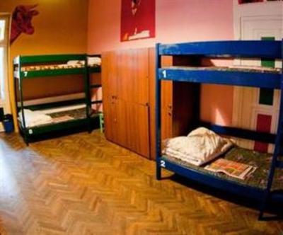 фото отеля Downtown Backpacker's Hostel Bratislava