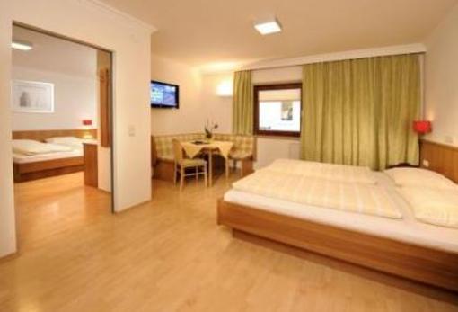 фото отеля Gasthof Hotel Tiroler Buam Saalbach-Hinterglemm