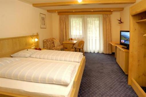 фото отеля Gasthof Hotel Tiroler Buam Saalbach-Hinterglemm