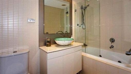 фото отеля Sandy Cove Apartments