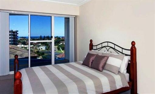 фото отеля Sandy Cove Apartments