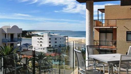 фото отеля Sandy Cove Apartments