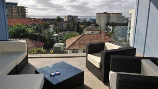 фото отеля Sandy Cove Apartments