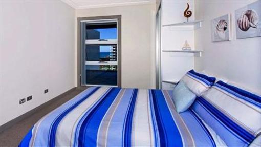 фото отеля Sandy Cove Apartments