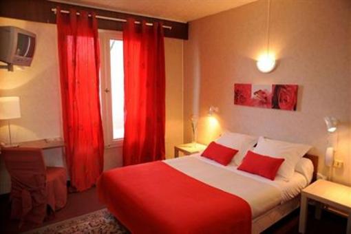 фото отеля Hotel Du Commerce Les Sables-d'Olonne