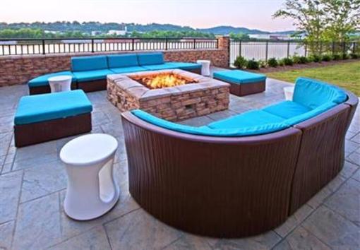 фото отеля SpringHill Suites Chattanooga Downtown Cameron Harbor