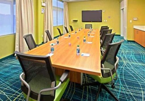 фото отеля SpringHill Suites Chattanooga Downtown Cameron Harbor