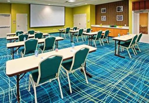 фото отеля SpringHill Suites Chattanooga Downtown Cameron Harbor