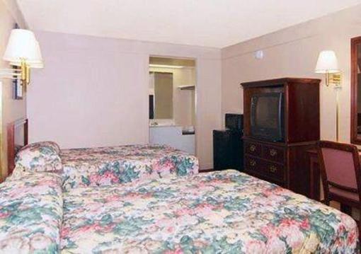 фото отеля Econo Lodge Pittsburgh