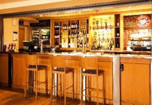 фото отеля Premier Inn City Centre Brighton & Hove