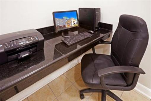 фото отеля Holiday Inn Express Hotel & Suites Stephenville