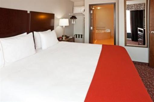 фото отеля Holiday Inn Express Hotel & Suites Stephenville