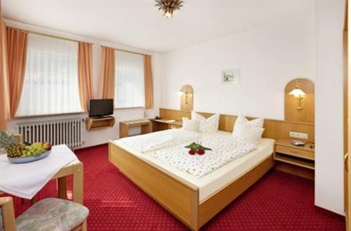 фото отеля Hotel Fruhlingsgarten