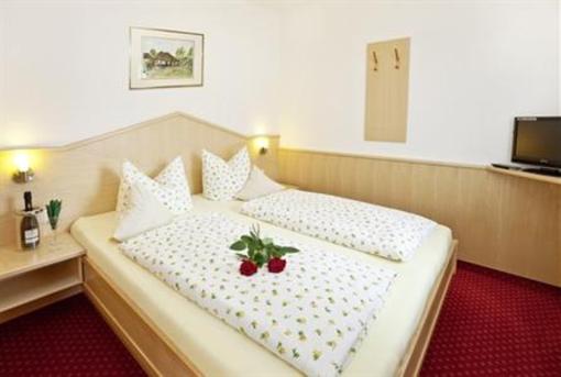 фото отеля Hotel Fruhlingsgarten