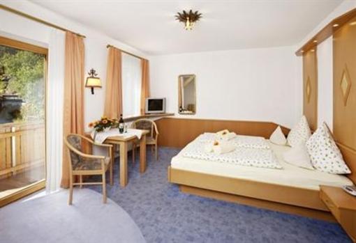 фото отеля Hotel Fruhlingsgarten