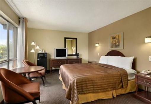 фото отеля Travelodge Seattle University