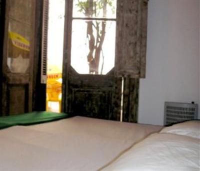 фото отеля Kilca Hostel & Backpacker Buenos Aires